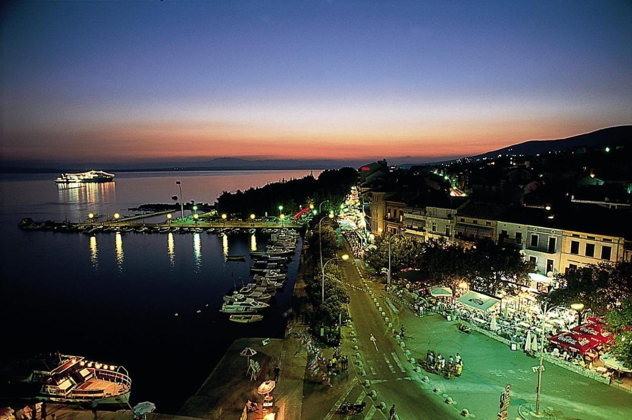 Hotel Vila Ruzica- Glavna Zgrada I Depandanse Crikvenica Exterior photo